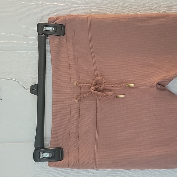 Fabletics Leggings - Picture 2 of 6